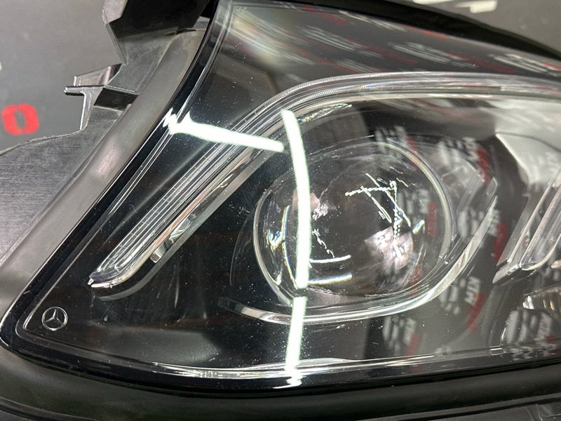 Фары передние E-Class W213