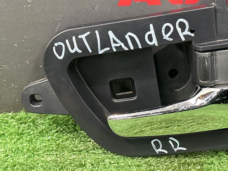 Ручка двери внутренняя задняя правая Outlander XL