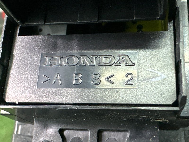 Кнопка стеклоподъемника задняя правая Honda Civic 5D Кнопка стеклоподъемника задняя правая Honda Civic 5D