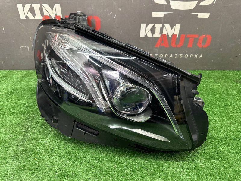 Запчасть фара передняя правая Mercedes-Benz E-Class W213 A2139067606 Б/У Фара передняя правая Mercedes-Benz E-Class W213 A2139067606 Б/У