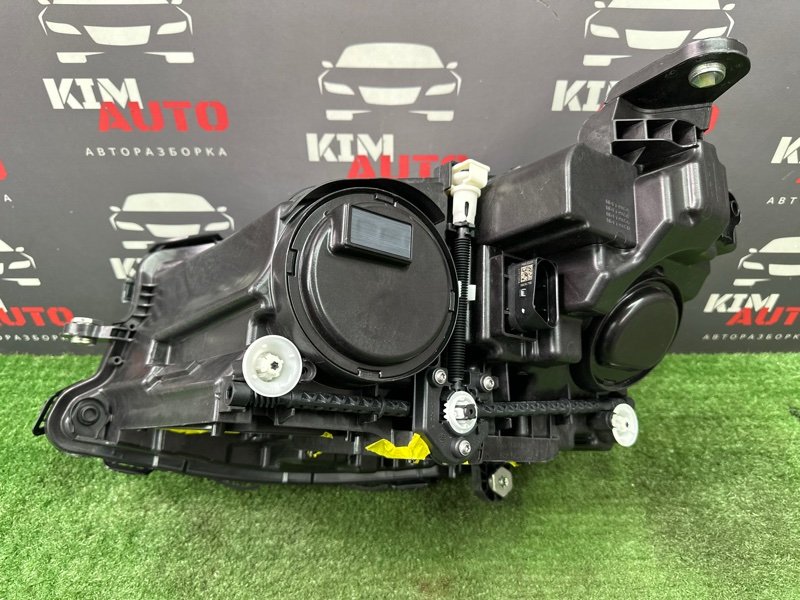 Фара передняя правая E-Class W213 Фара передняя правая E-Class W213