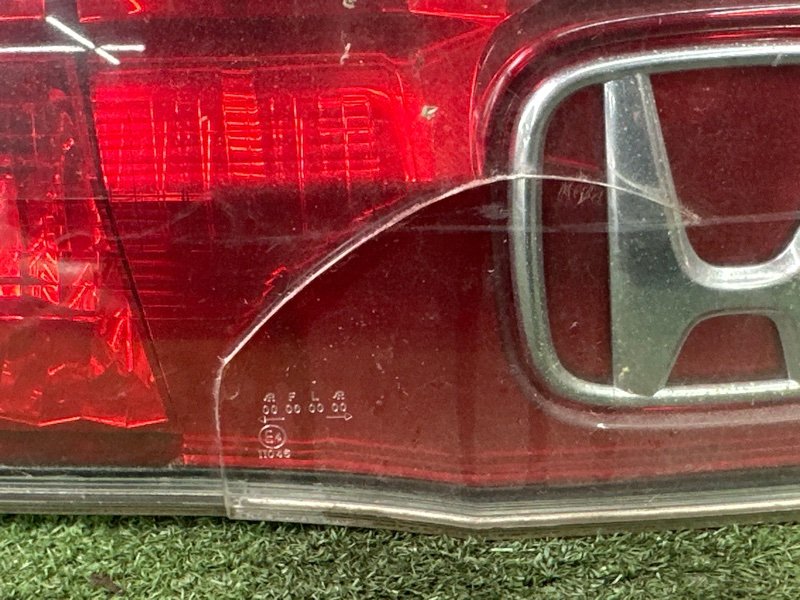 Фонарь в крышку багажника Civic 5D