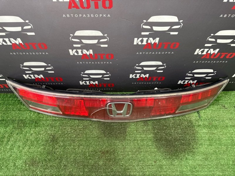 Фонарь в крышку багажника Civic 5D