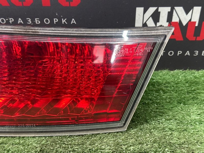 Фонарь в крышку багажника левый Civic 5D