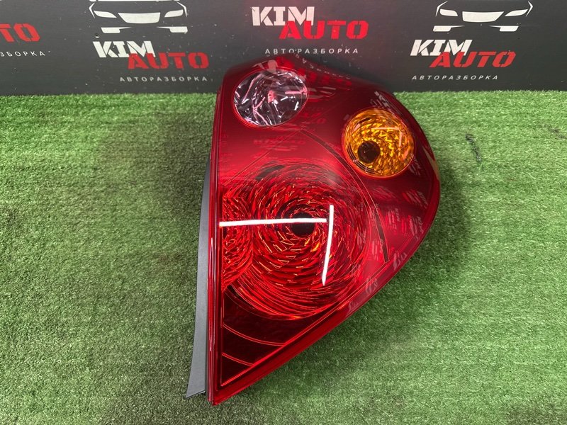 Фонарь в крыло задний правый Kia Ceed 1 ED 924021H000 Б/У