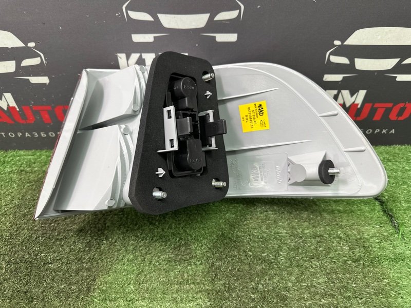 Фонарь в крыло задний левый Albea