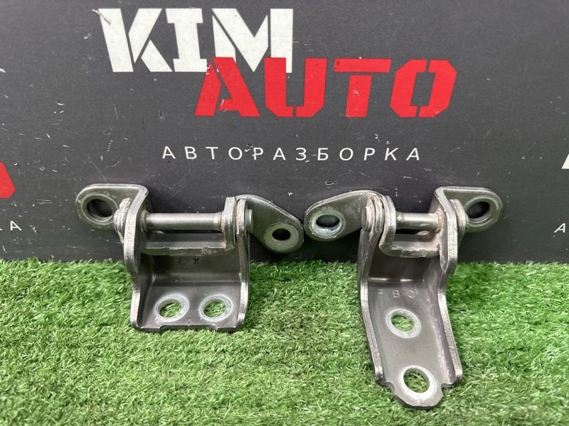Запчасть петли двери задние правые Honda Civic 4D 67910SLA003ZZ Б/У Петли двери задние правые Honda Civic 4D 67910SLA003ZZ Б/У