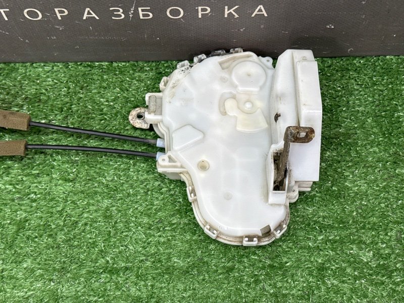 Замок двери задний левый Honda Civic 4D