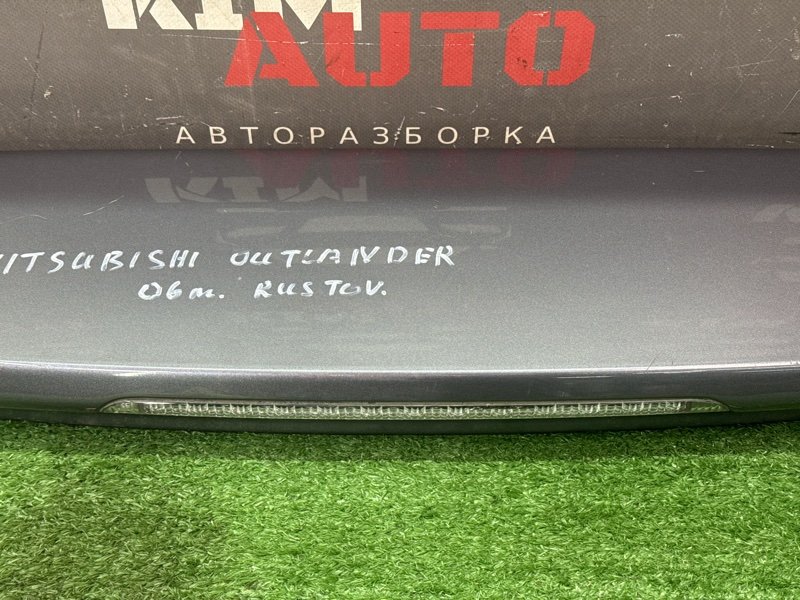 Спойлер крышки багажника Outlander