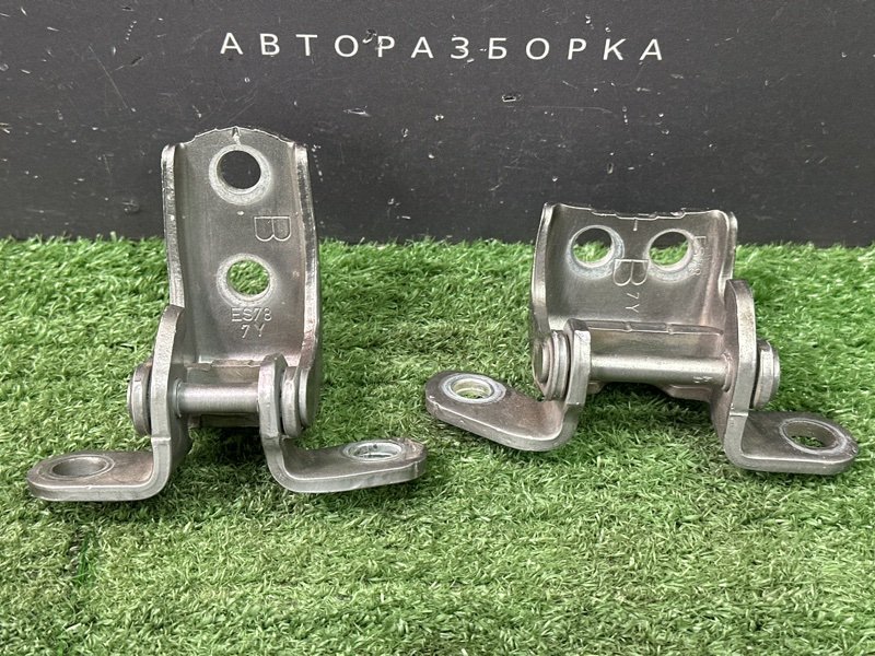 Петли двери задние правые Civic 5D