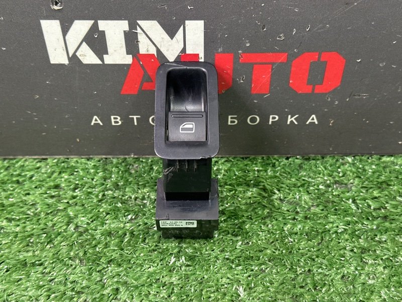 Кнопка стеклоподъемника Volkswagen Polo 5 6RG867255B Б/У
