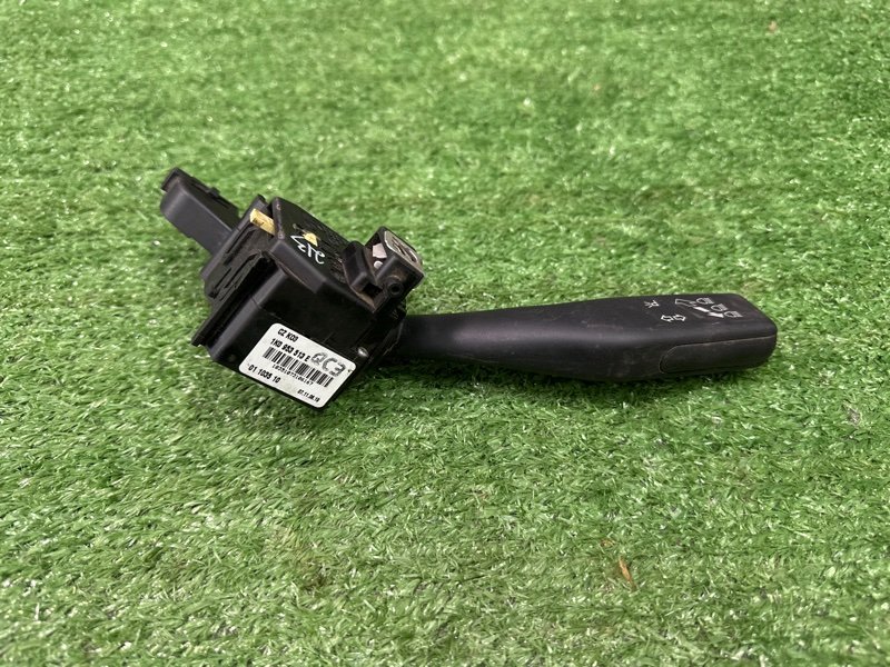 Подрулевой переключатель света Octavia A5 Подрулевой переключатель света Octavia A5
