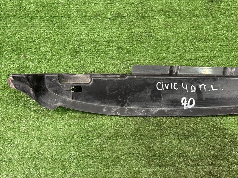 Пыльник крыла передний левый Civic 4D