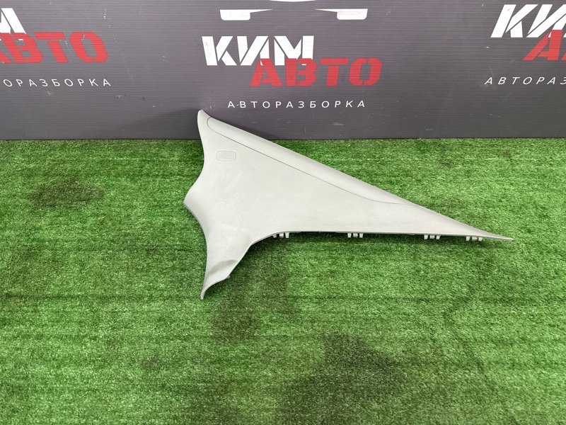Накладка стойки кузова задняя правая Honda Civic 4D 84130SNAA110 Б/У