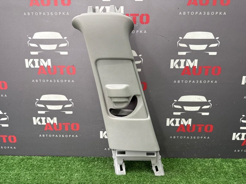Накладка центральной стойки верхняя левая Honda Civic 84161SNAA01120 контрактная
