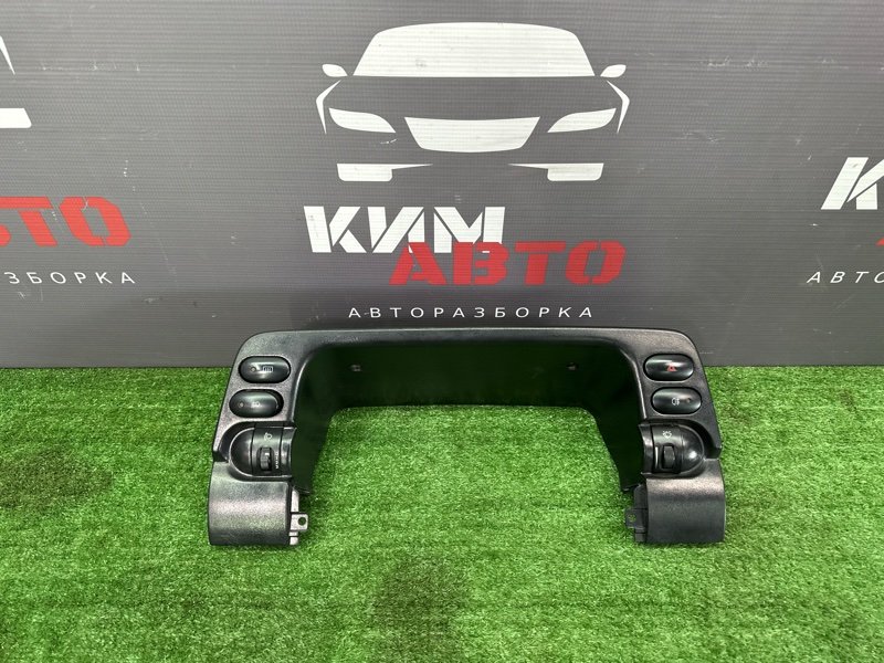 Запчасть накладка панели приборов (козырек) Daewoo Nexia 96177576 Б/У Накладка панели приборов (Козырек) Daewoo Nexia 96177576 Б/У