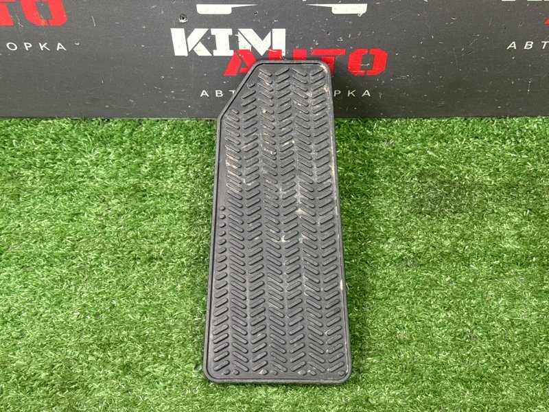 Подставка под ногу Honda Civic 4D 46992SNBAG010 Б/У