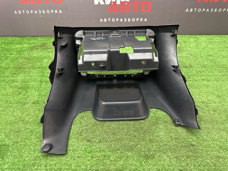 Рамка магнитолы Fabia 2 Рамка магнитолы Fabia 2