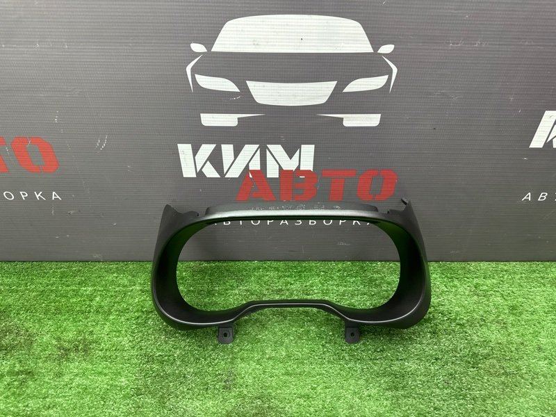 Запчасть накладка панели приборов (козырек) Fiat Punto 735335669 Б/У Накладка панели приборов (Козырек) Fiat Punto 735335669 Б/У