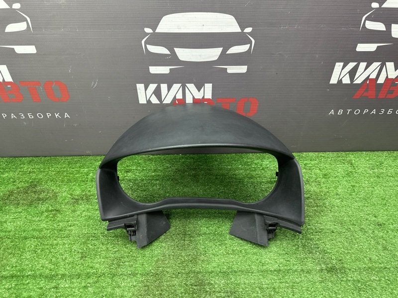 Запчасть накладка панели приборов (козырек) Mazda 3 BP4K55421 Б/У Накладка панели приборов (Козырек) Mazda 3 BP4K55421 Б/У