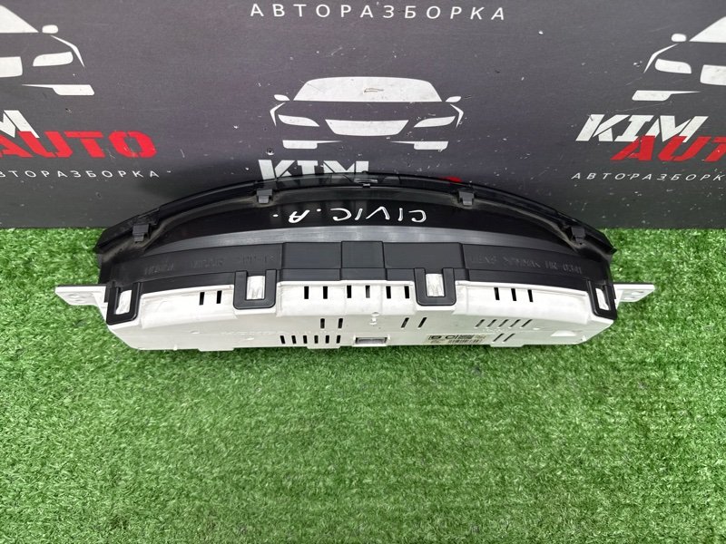 Панель приборов (щиток) Civic 4D
