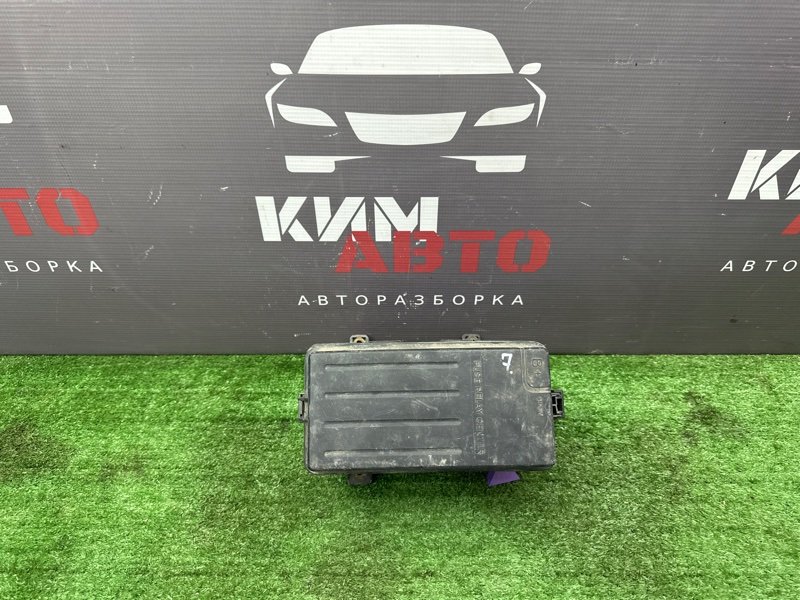 Блок предохранителей под капот Chevrolet Lacetti 96451744 Б/У