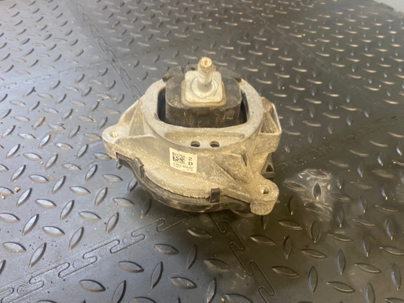 Подушка двигателя BMW F30 B58 22116855460 контрактная