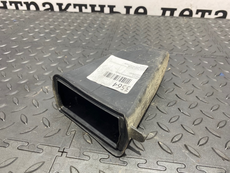 Кожух ограничителя двери BMW E71 51227198267 контрактная