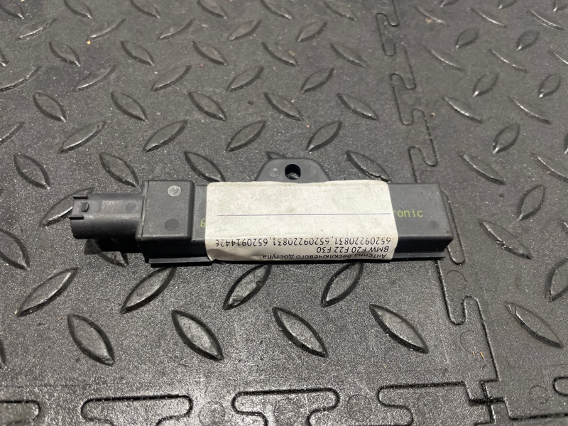 Антенна бесключевого доступа F20 F22 F30