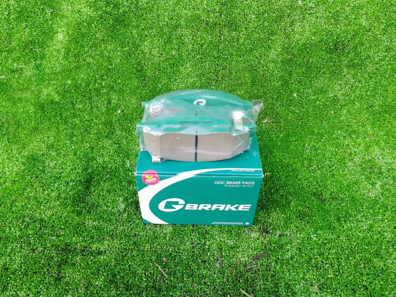 Тормозные колодки переднее TOYOTA LITE ACE NOAH CR40 2C 04465-28380 новая