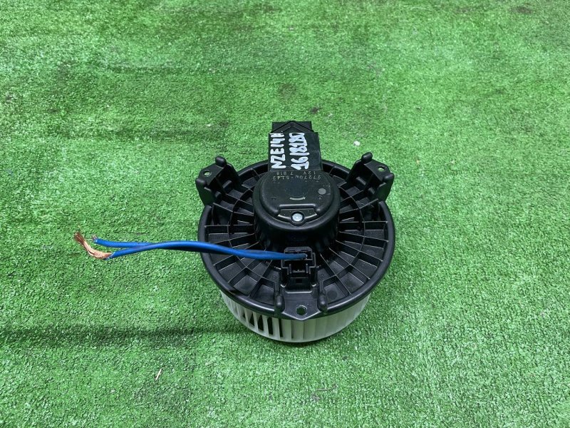 Мотор печки передний TOYOTA AURIS 2006- NZE151 1ADFTV 87103-12060 контрактная