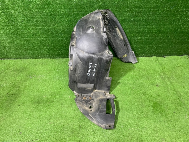 Защита крыла передняя правая TOYOTA COROLLA AXIO 2006-2012 NZE141 1NZFE 53875-12440 контрактная