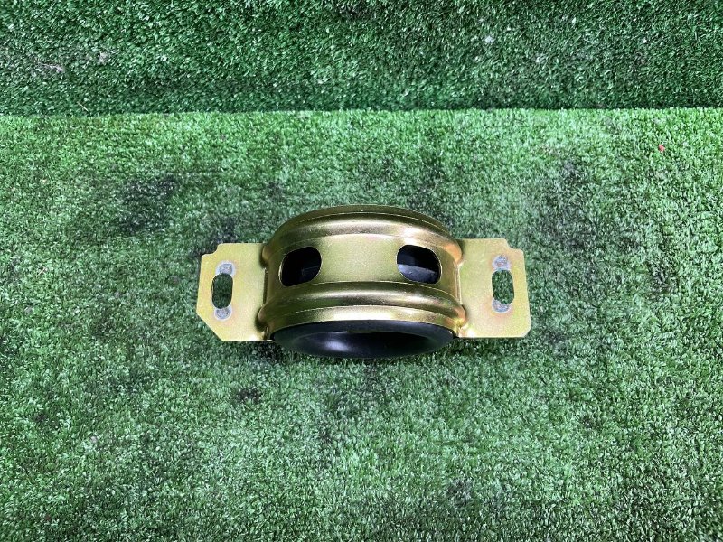 Подвесной подшипник передний GRAND HIACE 1996-2002 KCH10 1KZTE