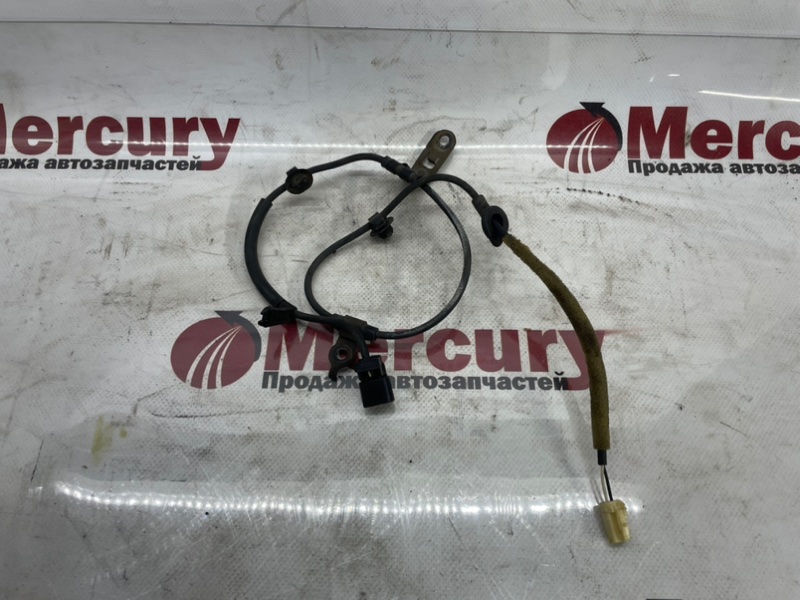 Запчасть датчик abs задний правый TOYOTA WISH 2003-2009 ANE10 1AZFE 89516-68020 контрактная Датчик abs задний правый TOYOTA WISH 2003-2009 ANE10 1AZFE 89516-68020 контрактная