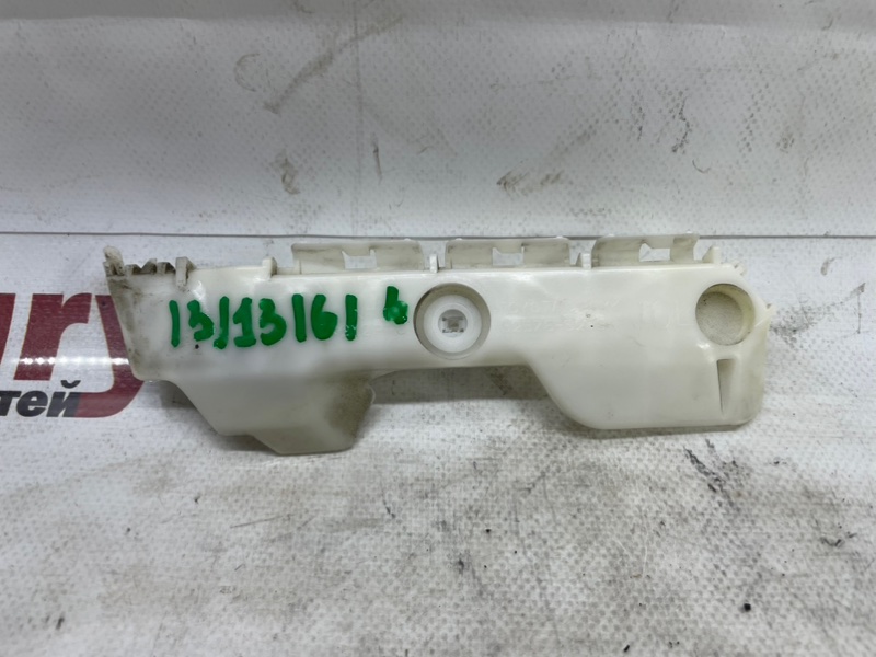 Крепление бампера заднее левое TOYOTA VITZ 2005-2010 KSP90 1KRFE 52576-52091 контрактная