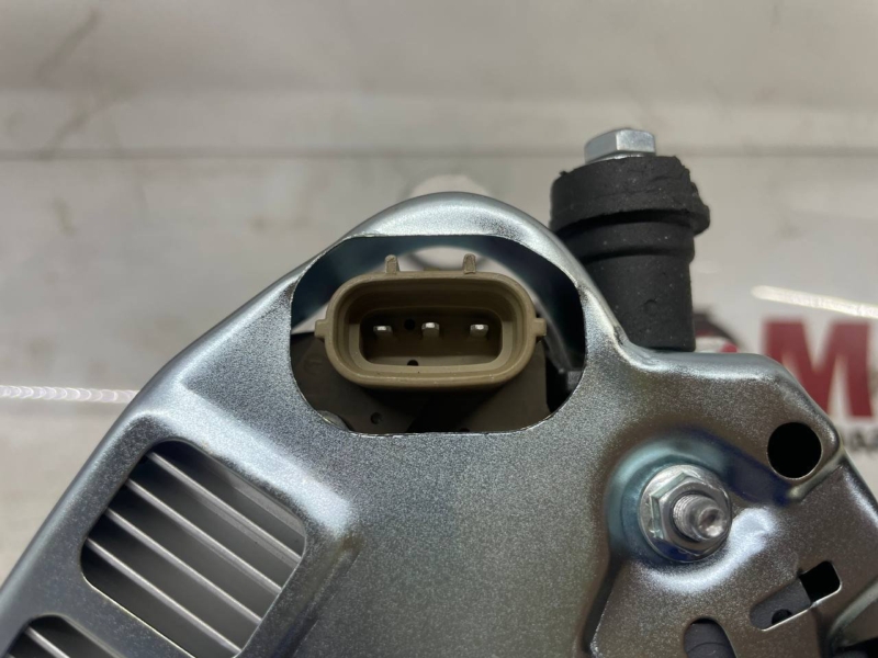 Генератор SUZUKI ESCUDO TA02W J20A