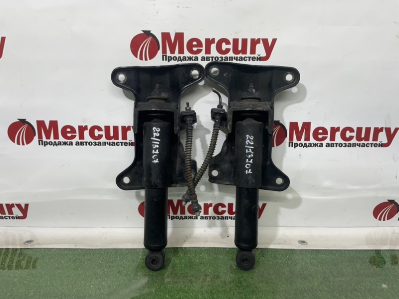 Амортизатор передний MITSUBISHI DELICA 1994-2007 PD6W 6G72 MR112095 контрактная