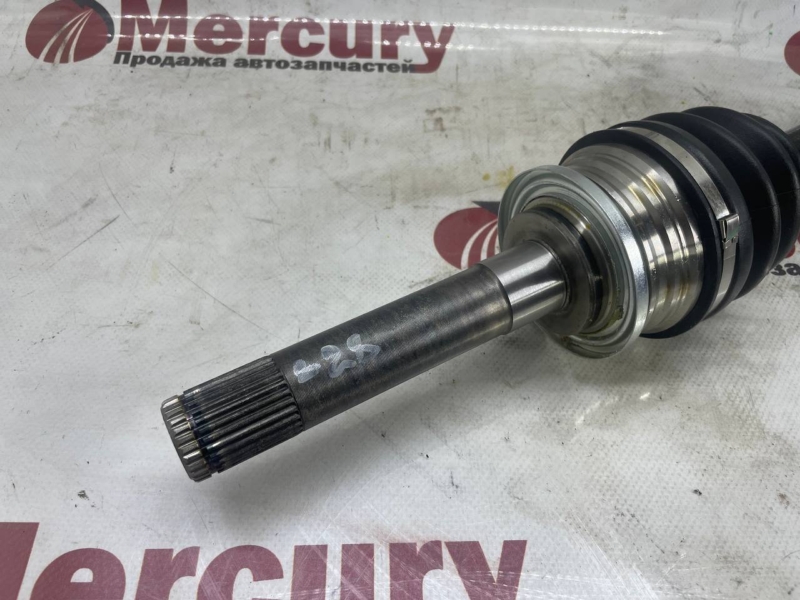 Привод передний левый CHALLENGER 1994-2007 K94W 4M40