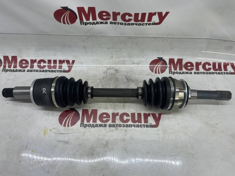 Запчасть привод передний правый SUZUKI ESCUDO 1994-2005 TA02W G16A 44101-77E12 новая Привод передний правый SUZUKI ESCUDO 1994-2005 TA02W G16A 44101-77E12 новая