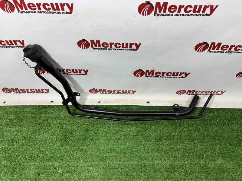 Заливная горловина топливного бака TOYOTA 4RUNNER 2002-2009 GRN215 1GRFE 77201-35780 новая