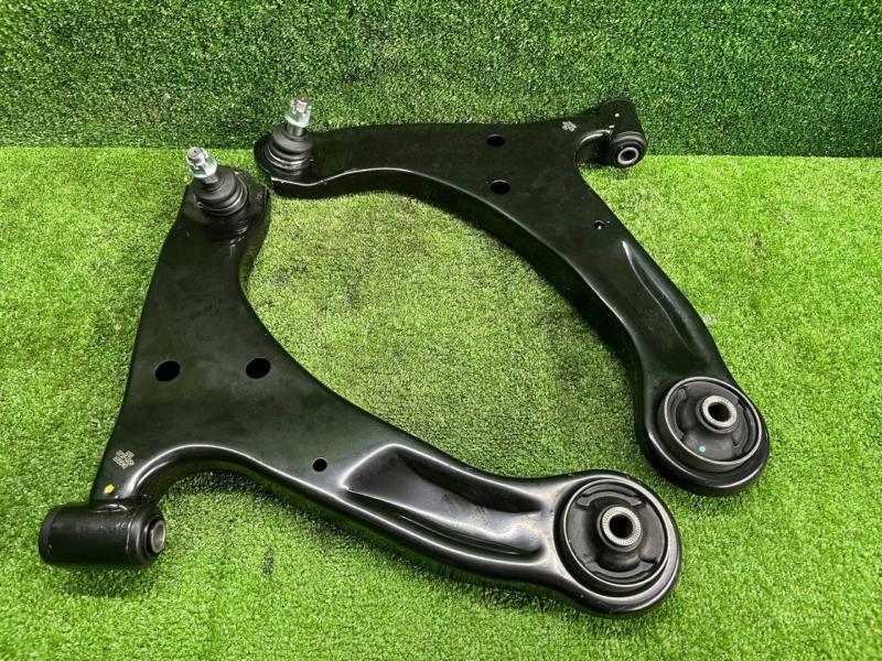 Рычаг подвески передний SUZUKI ESCUDO 2005-2017 TA74W J24B 45202-65J00 новая