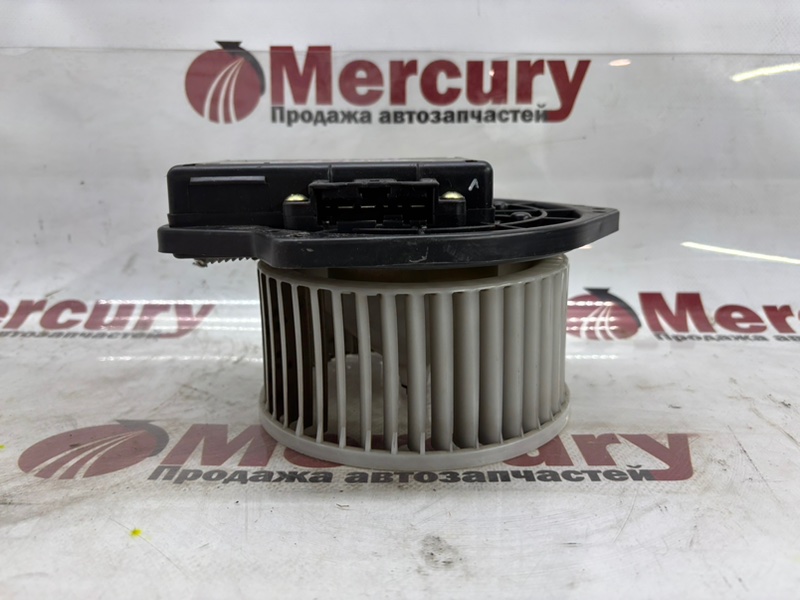 Мотор печки передний AD 2000-2008 VENY11 QG13DE