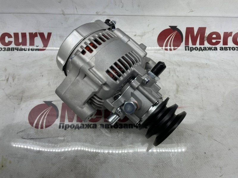 Генератор TOYOTA 4RUNNER 1992-2004 LN106 2L 27040-54440 новая