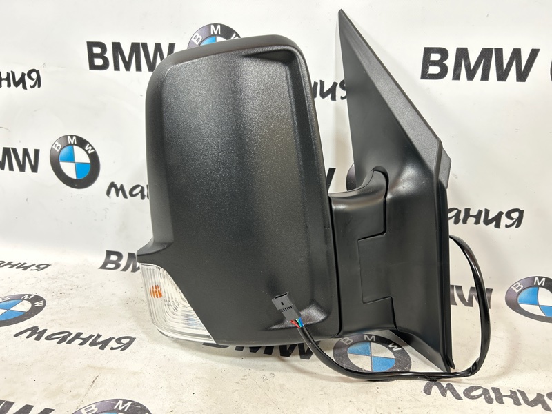 Зеркало заднего вида боковое правое Mercedes Sprinter w906 A9068102093 новая