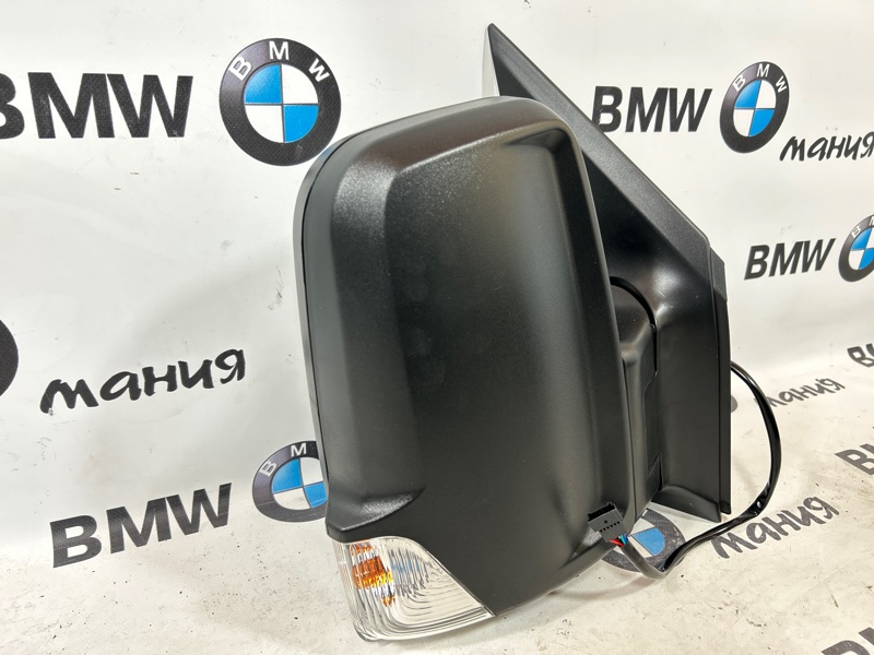 Зеркало заднего вида боковое правое Sprinter w906