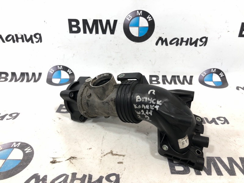 Патрубок впускного коллектора Mercedes w211 A6460980024 контрактная