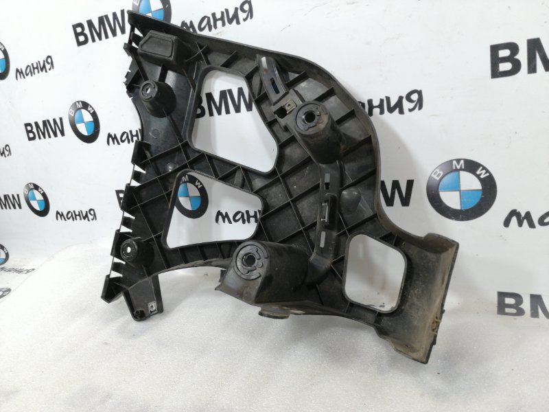 Крепление бампера заднее правое X5 2009 E70 M57D30