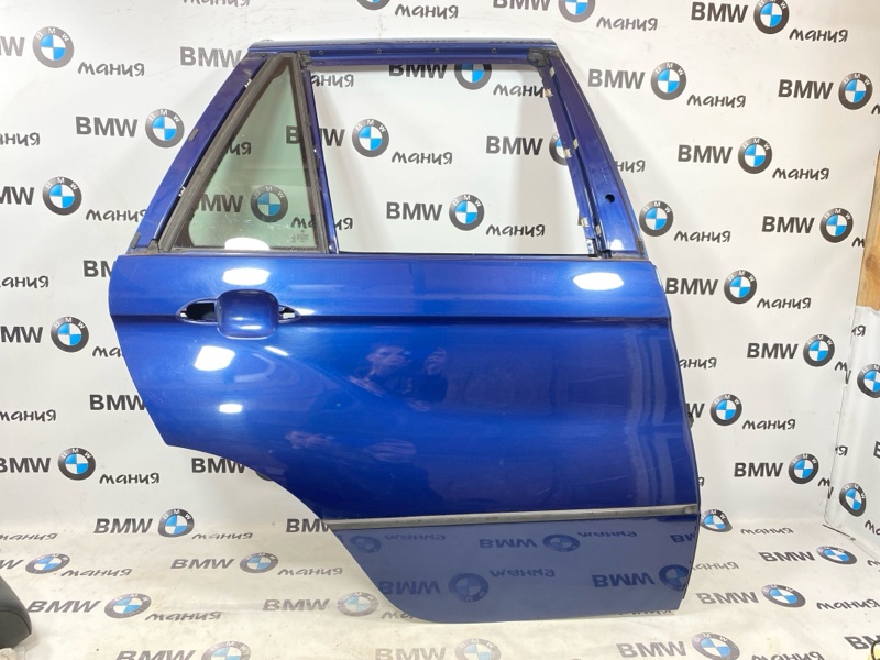 Дверь боковая задняя правая BMW X5 2006 E53 N62B48 41528256828 контрактная