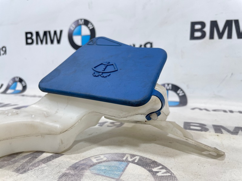 Горловина бачка стеклоомывателя E 2007 W211 ОМ 646 Горловина бачка стеклоомывателя E 2007 W211 ОМ 646