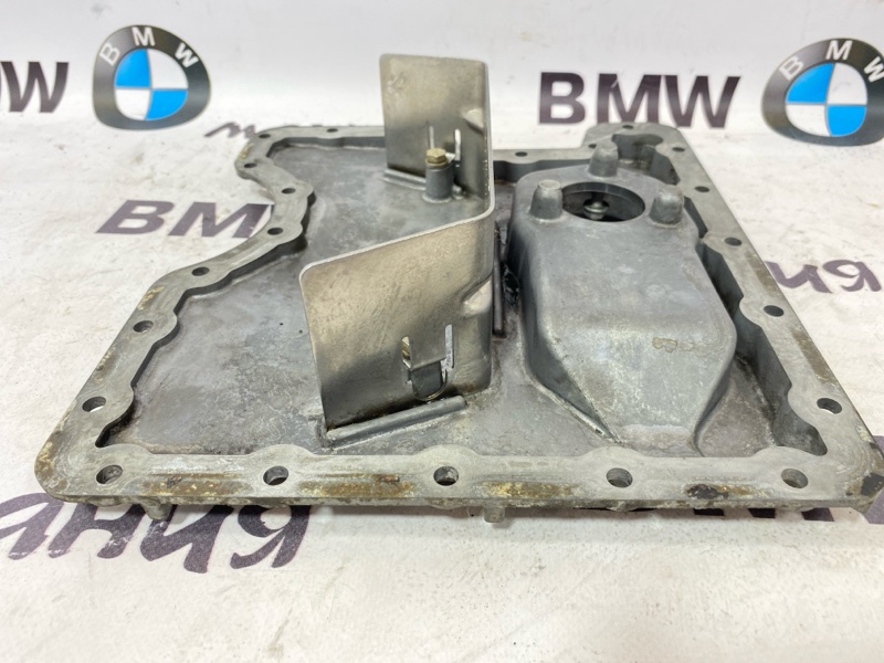 Поддон двигателя X5 2005 E53 N62B44